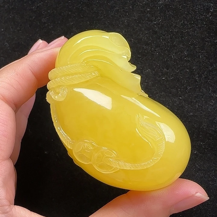 未镶嵌蜜蜡珠宝奇石