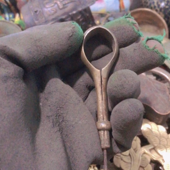 用****0闪电购铜摆件工艺品
