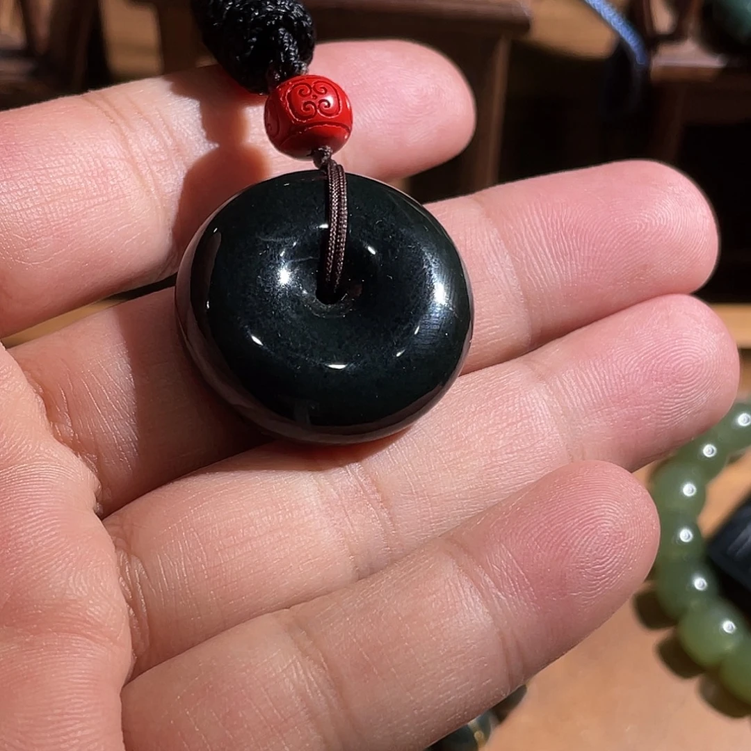 和田玉（糖玉）未镶嵌颈饰