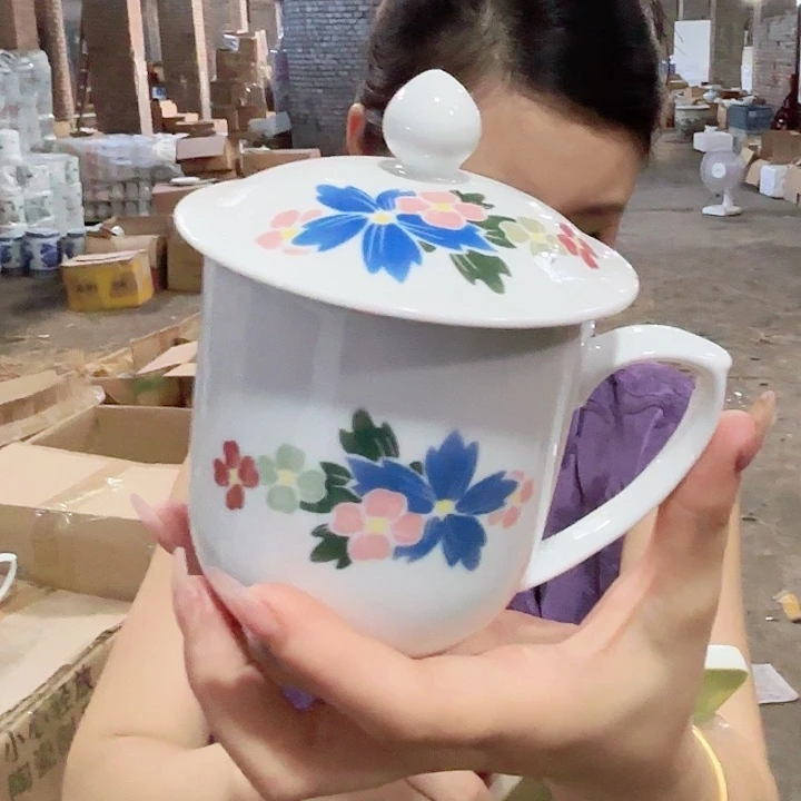 摆件景德镇高温陶瓷紫荆花办公杯一个