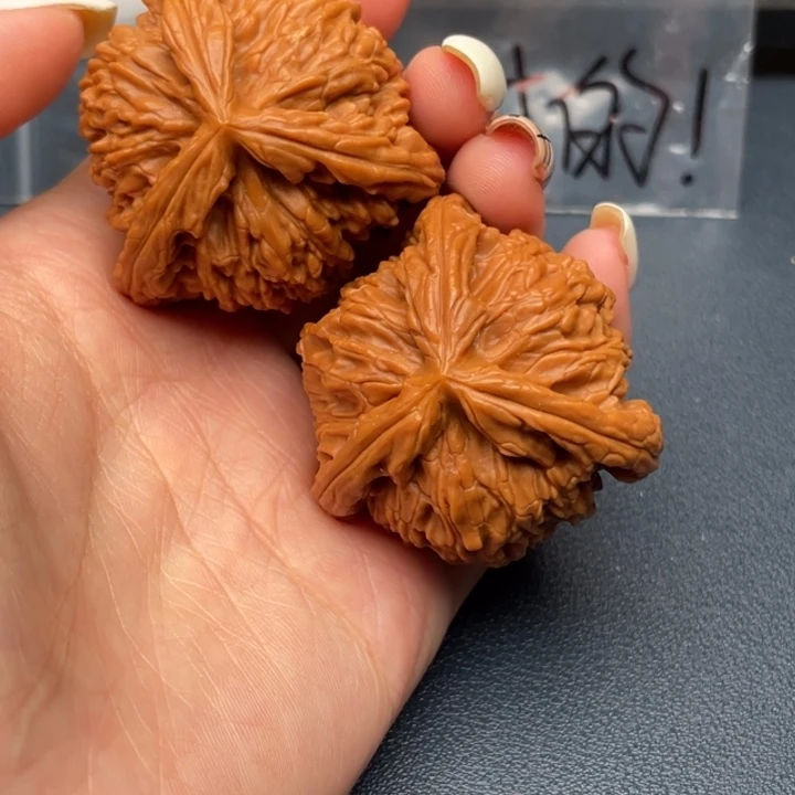 玄***8吊坠文玩核桃白狮子