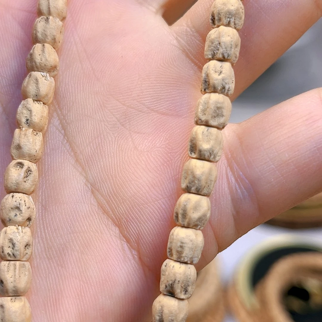 柏香籽/百香籽吊坠翻****卫