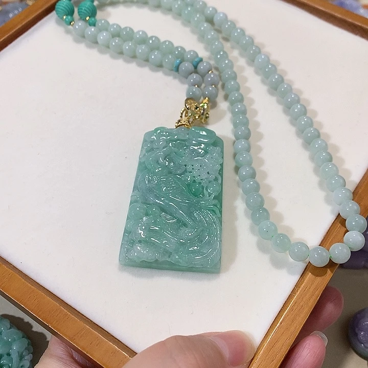 翡翠未镶嵌颈饰翡翠吊坠