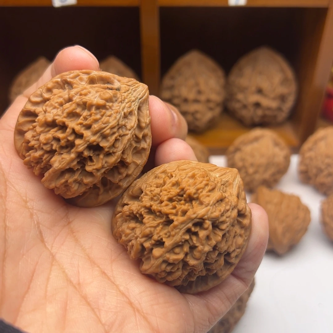 吊坠文玩核桃41全品满天星肚子差一尺