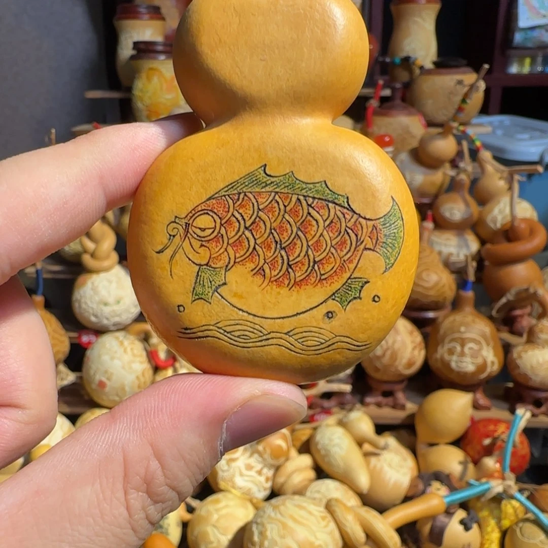 有机玻璃瓶子扁雕刻