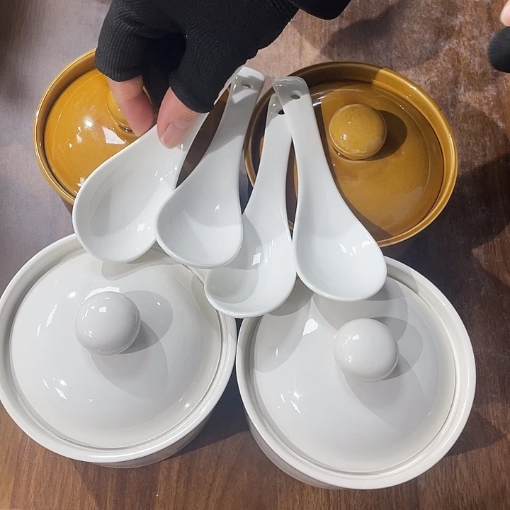 白瓷餐盘餐哦餐哦