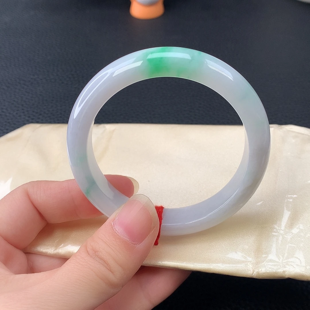 翡翠未镶嵌手镯翡翠