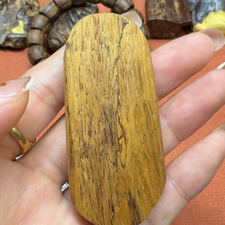 大叶紫檀（黑酸枝木类）