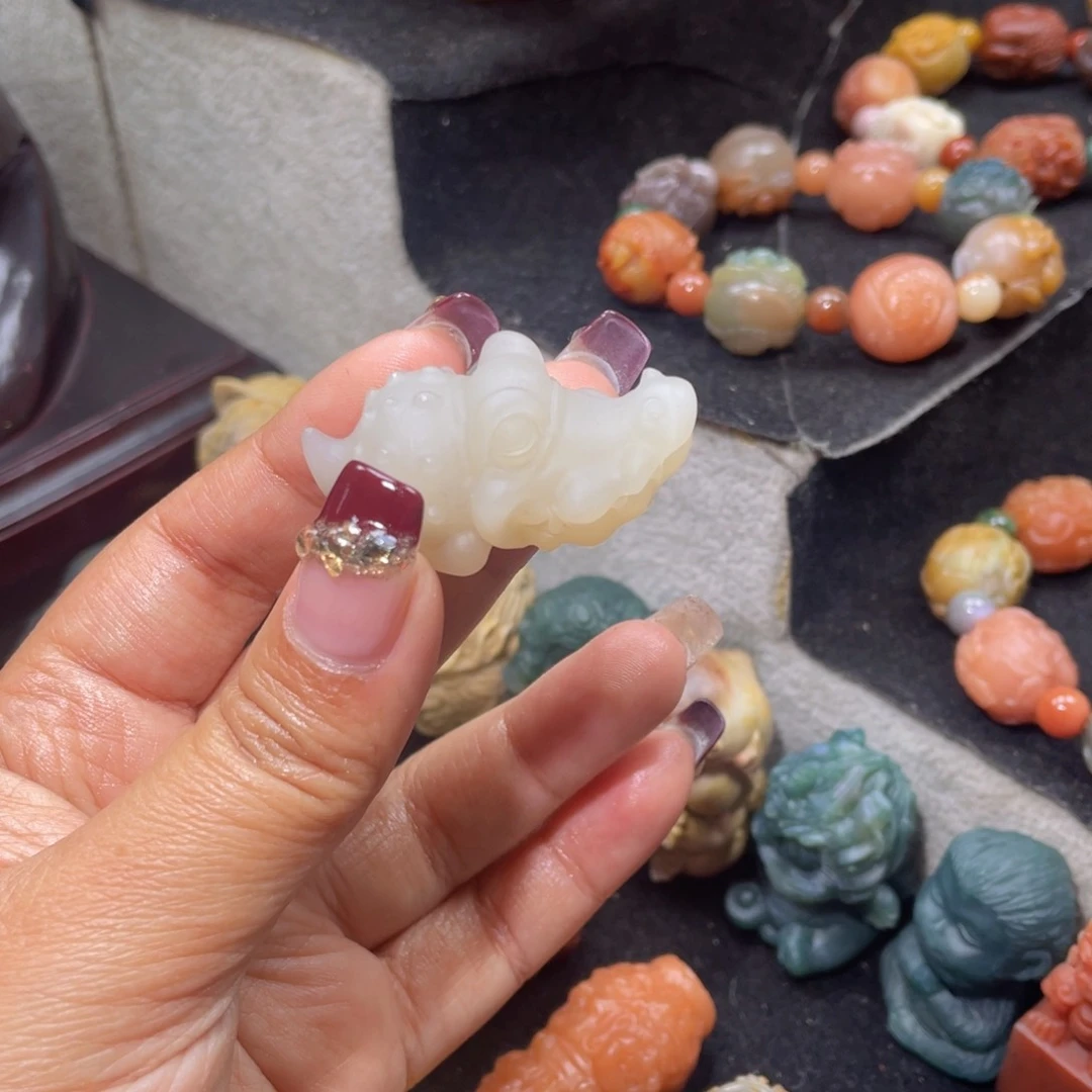 石英质玉手链未镶嵌