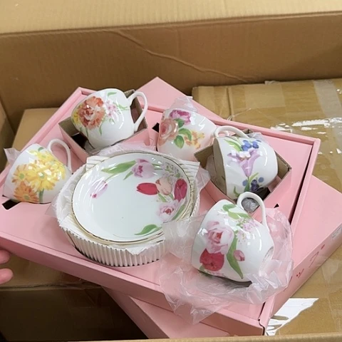 瓷器。瓷器。瓷器。