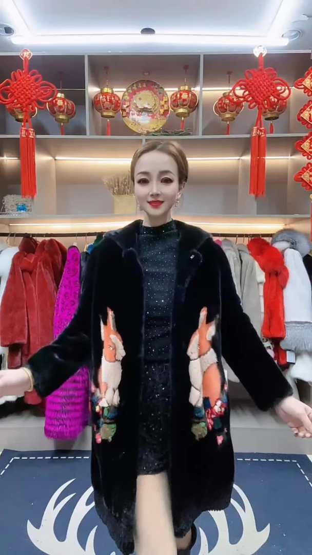 进口整貂皮大衣女天鹅绒黑色连帽挖花撞色海宁水貂裘皮草外套新品