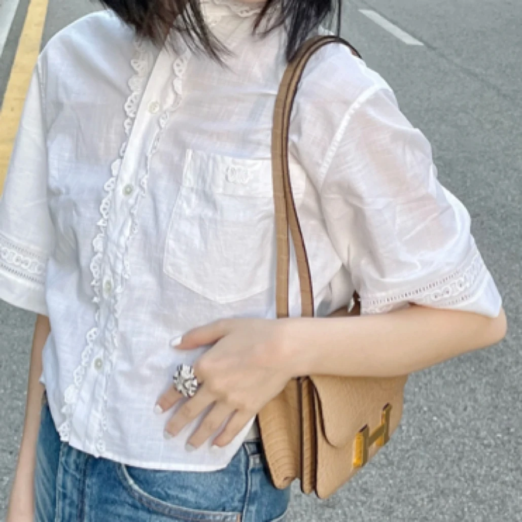 99新 Celine/思琳 A100852/白色凯旋门刺绣短袖/36码