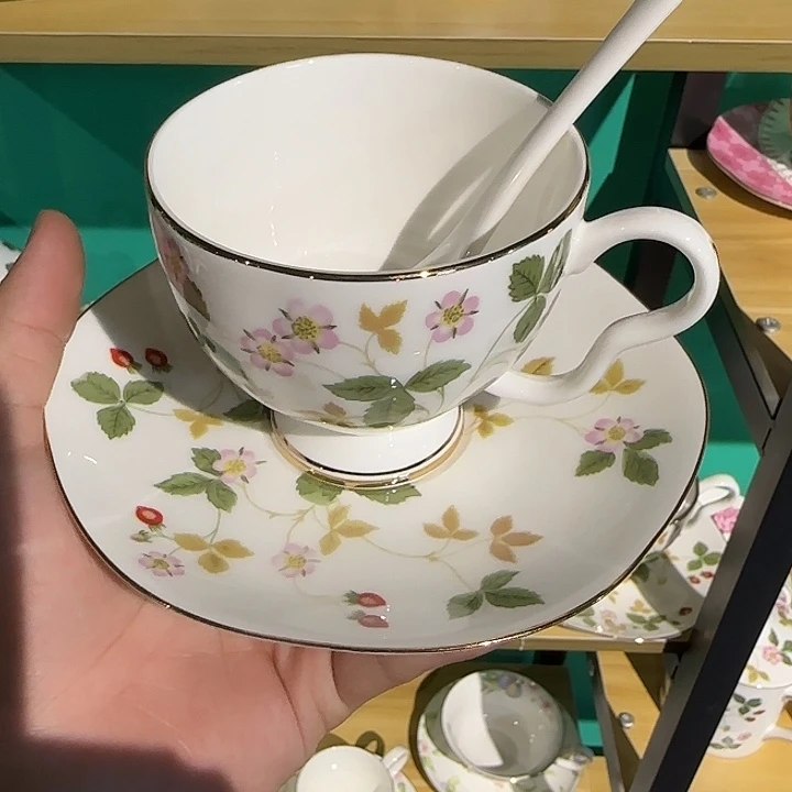 杯碟勺杯碟勺杯碟勺