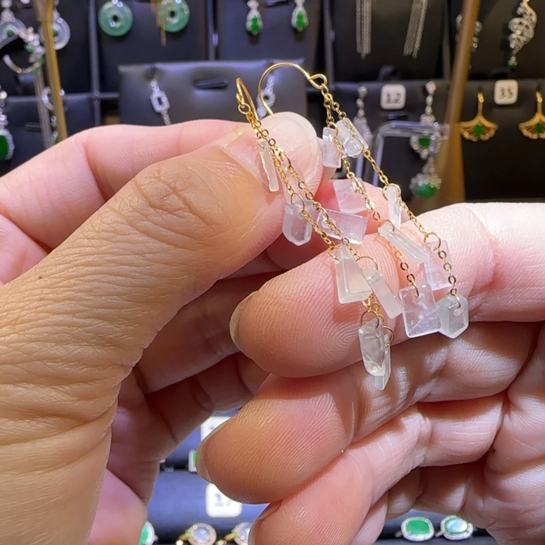 颈饰18K金镶嵌翡翠耳环