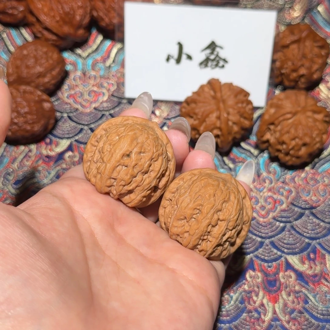 把件核桃1296号36乾隆磨文玩核桃