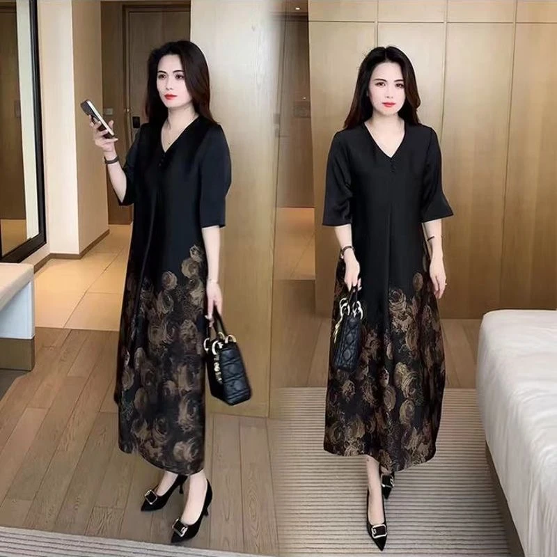 大码女装气质优雅中老年连衣裙洋气宽松遮肉裙子夏季中长款过膝裙