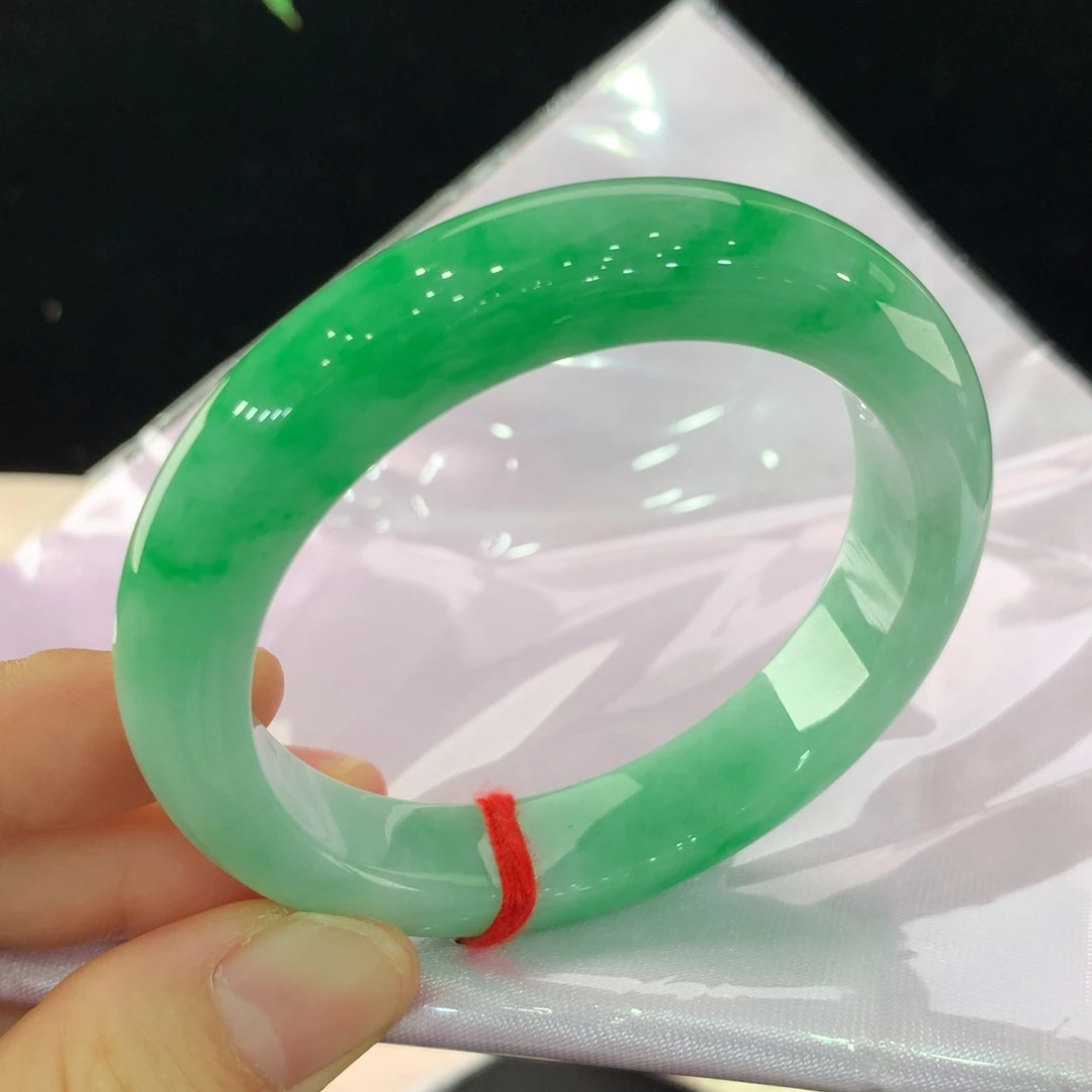 翡翠手镯未镶嵌0026