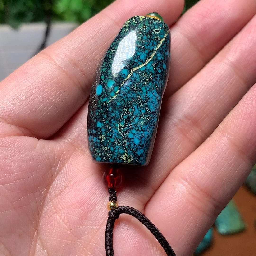 清***凉绿松石未镶嵌珠宝奇石