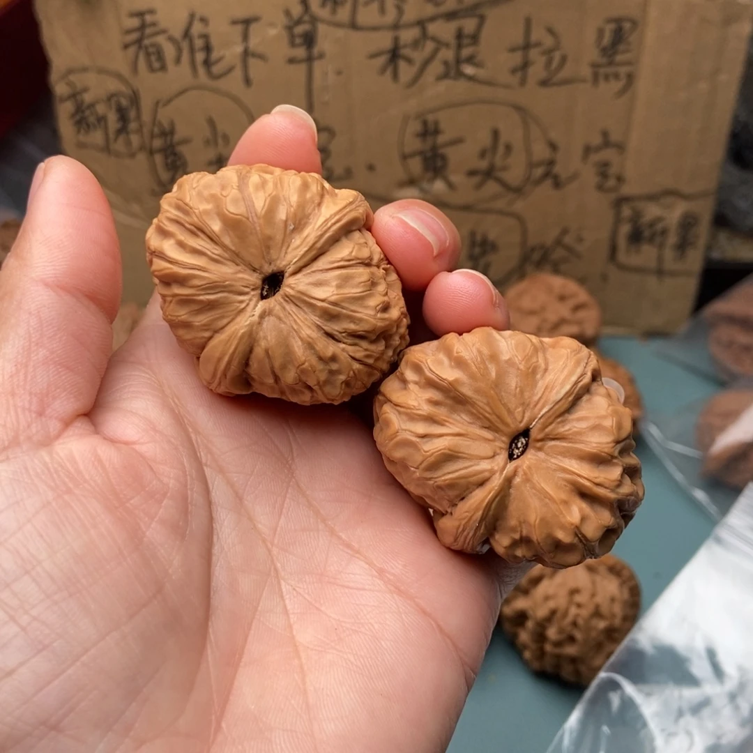 白***天吊坠文玩核桃驴打滚12