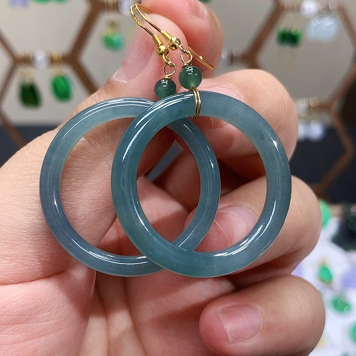 未镶嵌翡翠耳饰天然翡翠耳饰