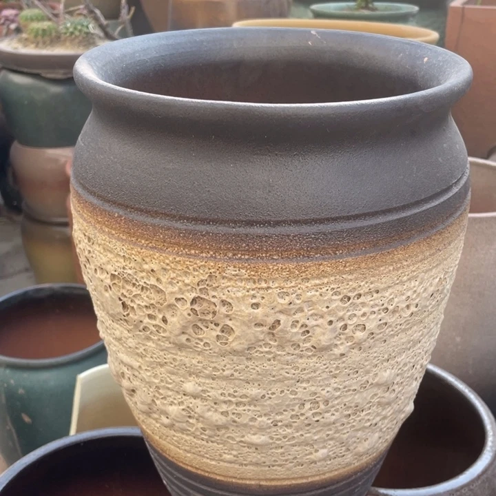 紫砂花盆高30口22中间白泡微瑕