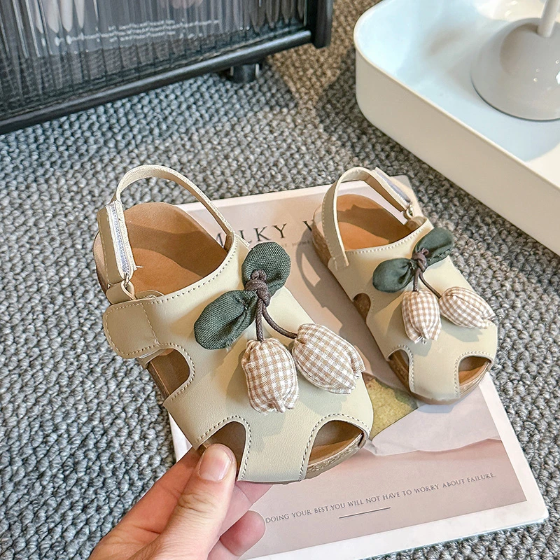 ABC夏季女童包头凉鞋2025夏季新款时尚软底爆款女孩花朵沙滩鞋子