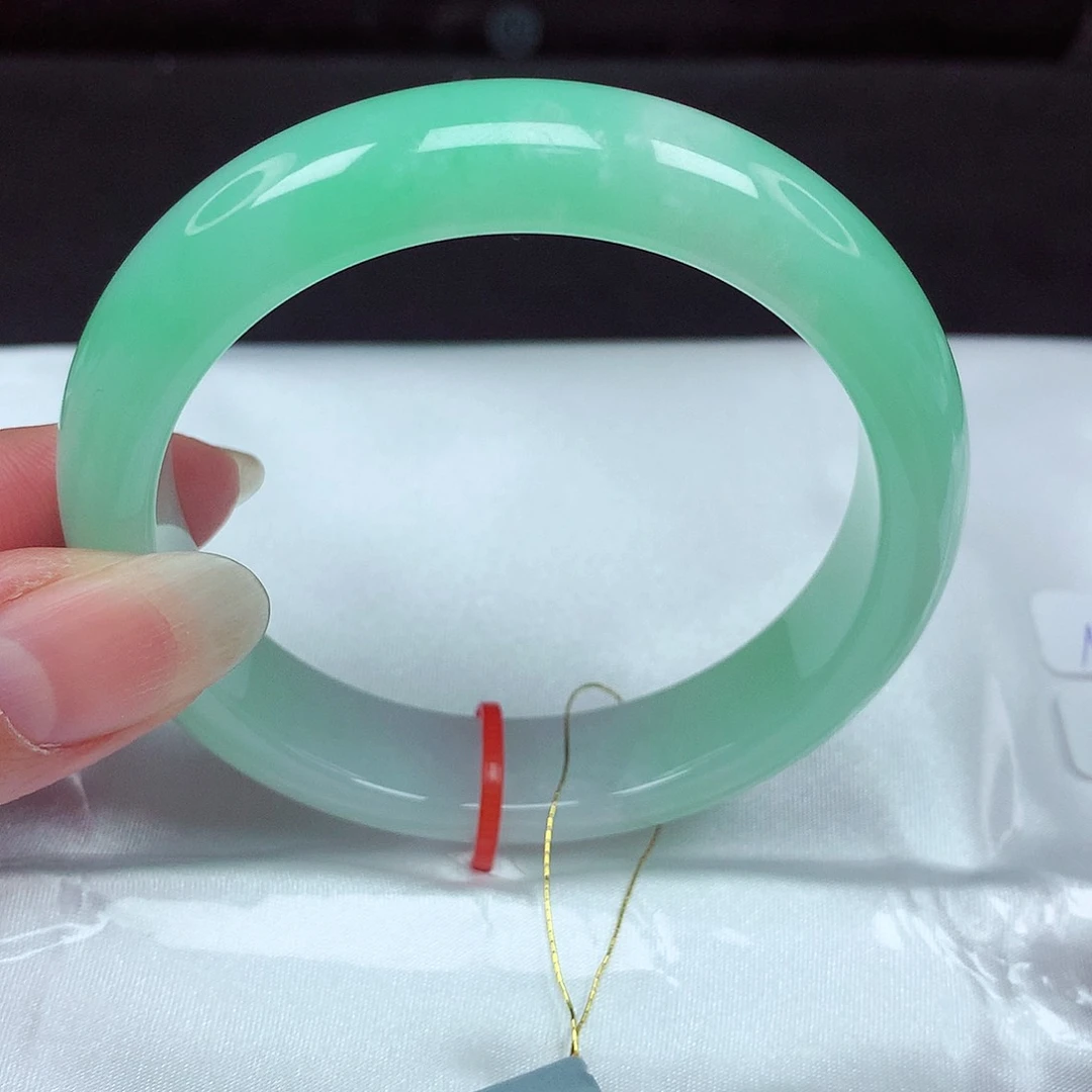 未镶嵌手镯翡翠55圈320