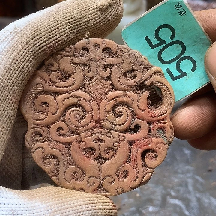 未镶嵌和田玉挂件