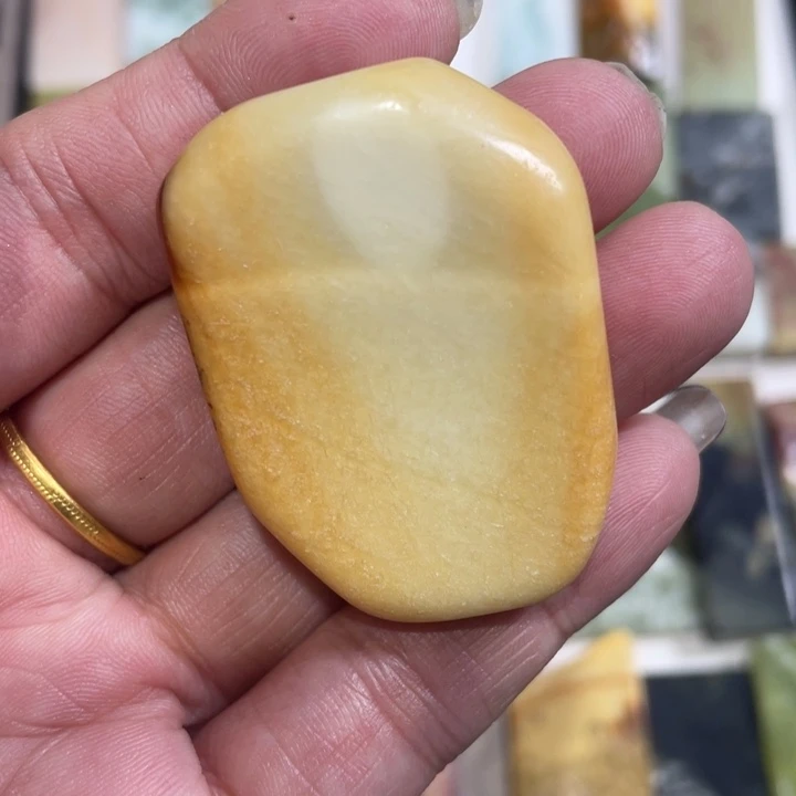 蛇纹石玉未镶嵌天然花玉平安无事牌