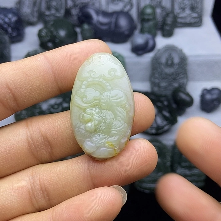 和田玉未镶嵌颈饰