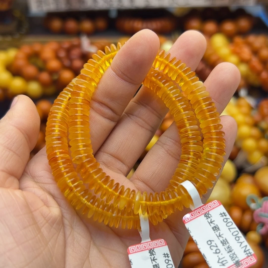 未镶嵌琥珀珠宝奇石多样性发其一