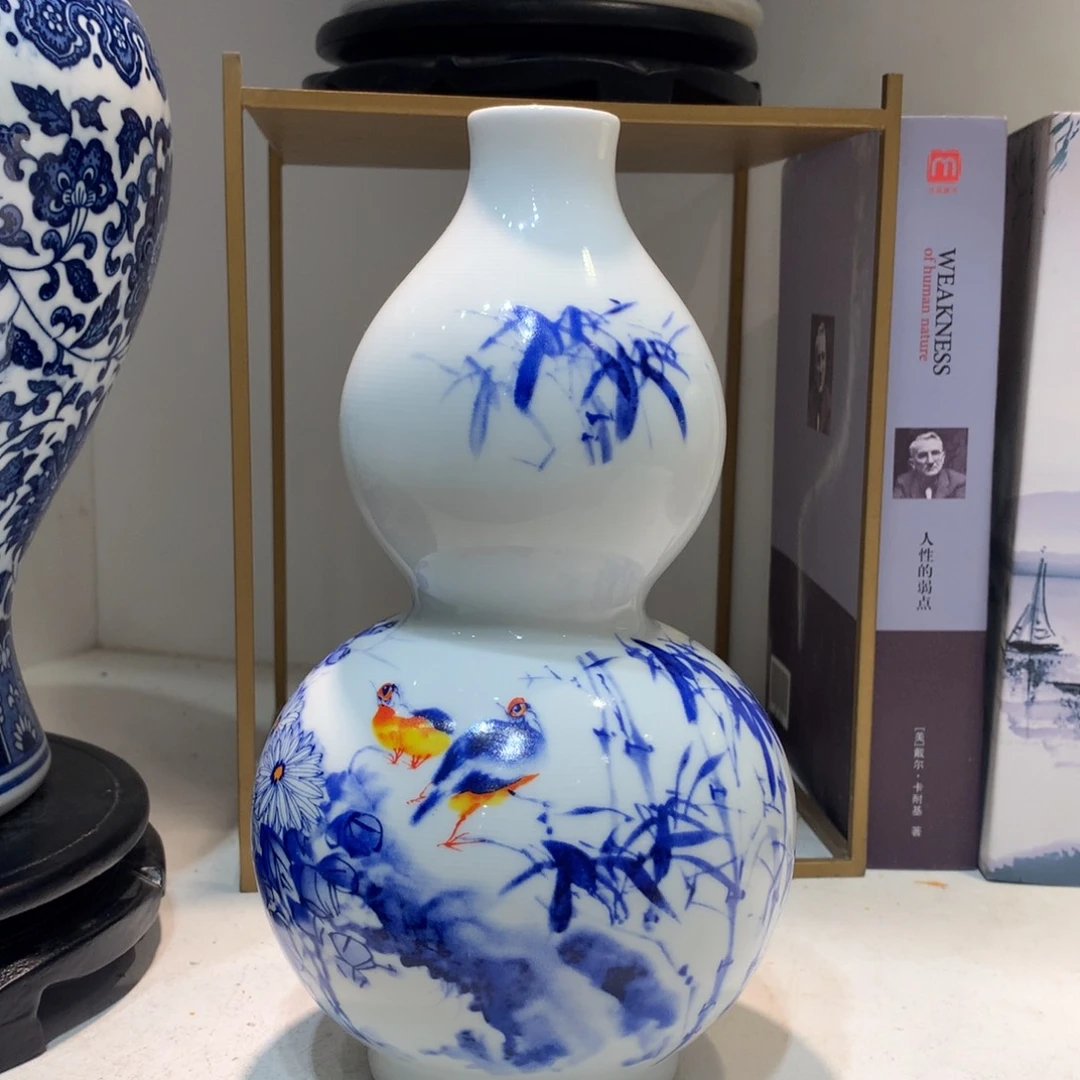 景德镇陶瓷花瓶摆