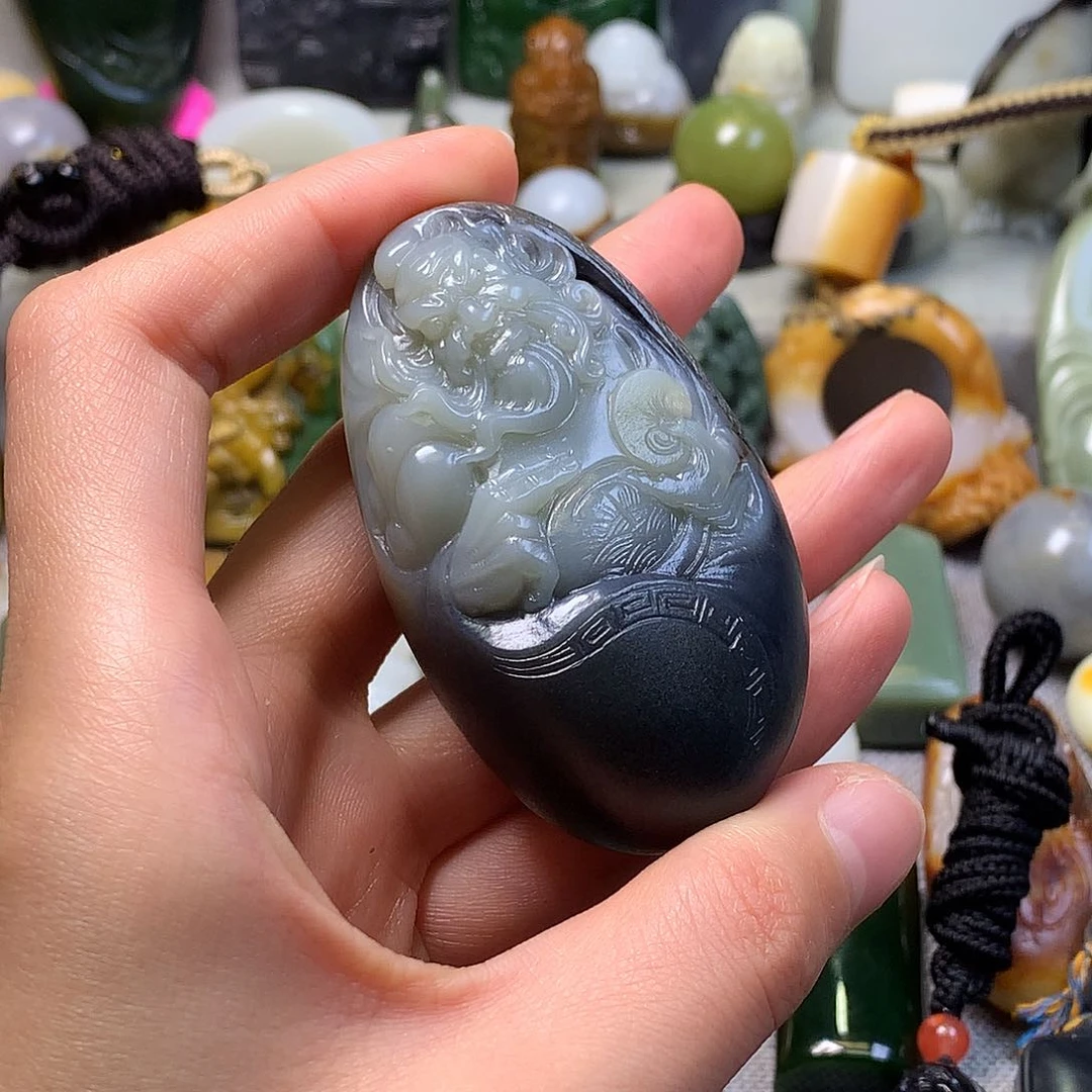 颈饰未镶嵌和田玉