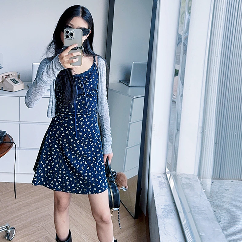 女童套装2025夏季新款法式蓝色碎花吊带连衣裙灰色开衫套装