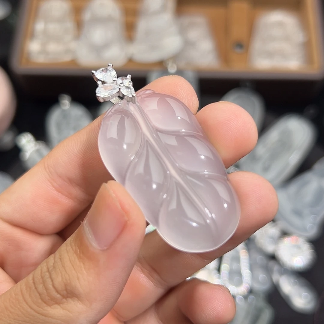 石英质玉银S925镀金镶嵌颈饰大叶有成黑钢叶