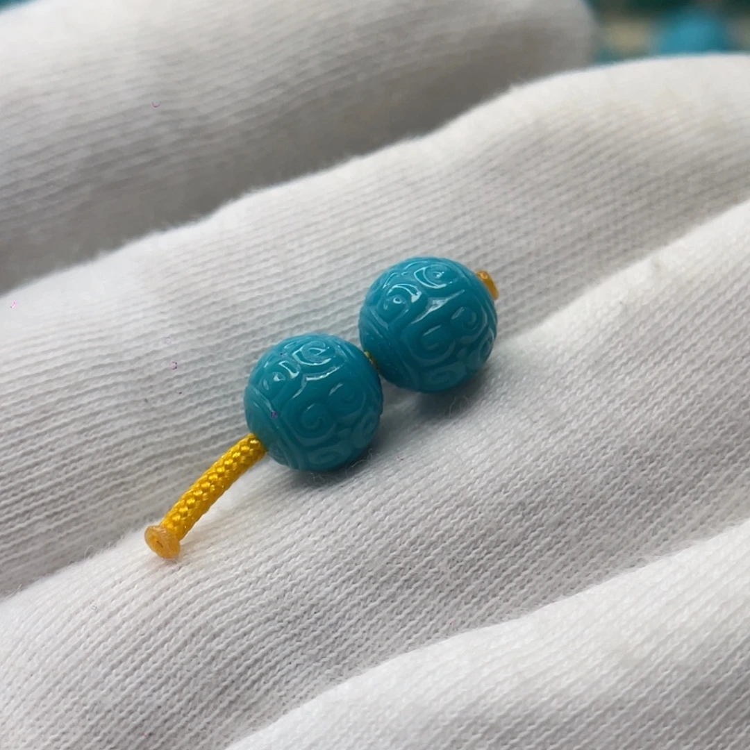 绿松石未镶嵌颈饰卡7.8