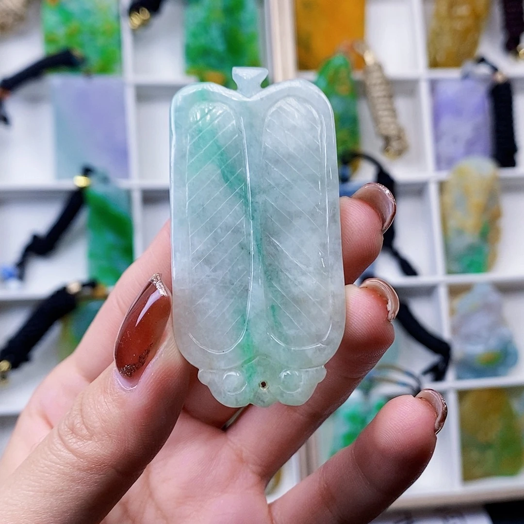 翡翠未镶嵌颈饰翡翠A货