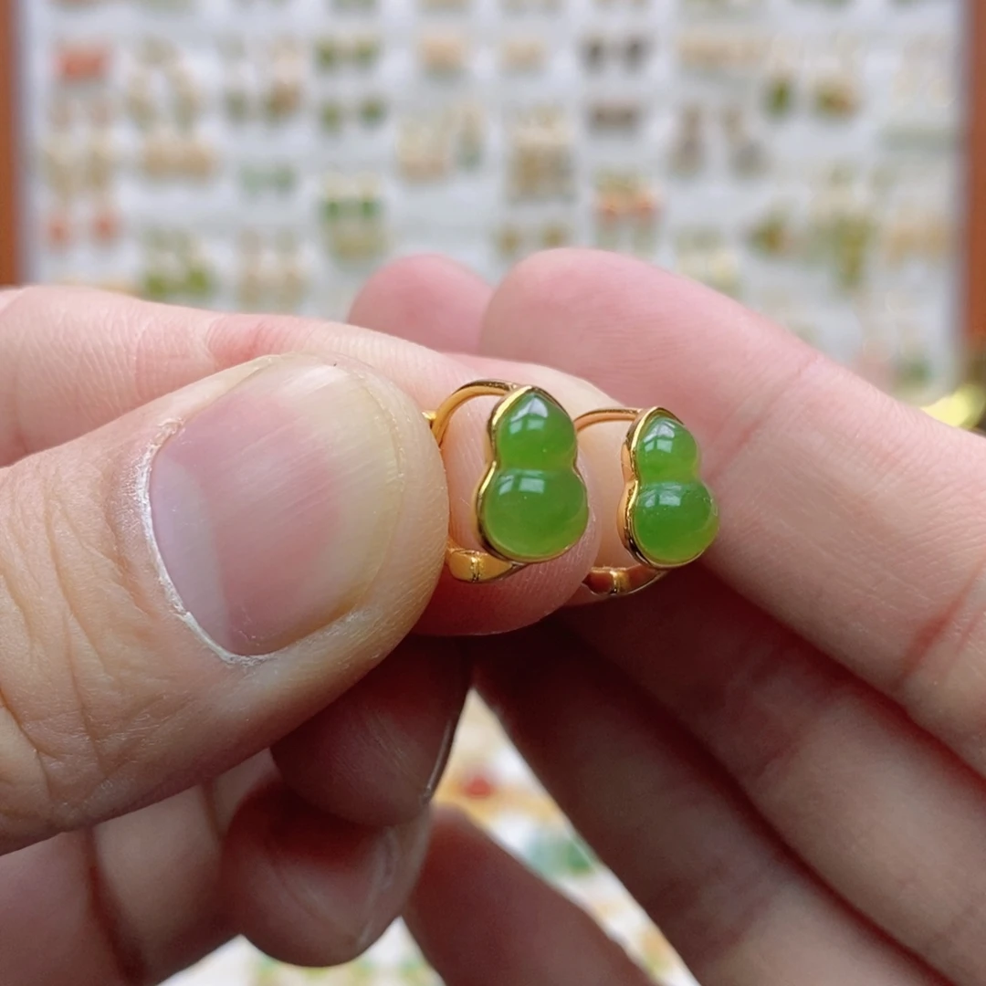 和田玉银S925镶嵌耳饰