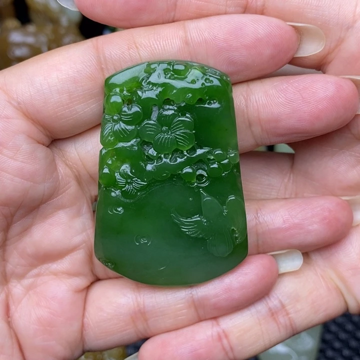 和田玉（碧玉）未镶嵌颈饰