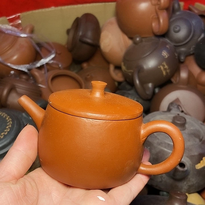 手工制作宜兴紫砂茶壶