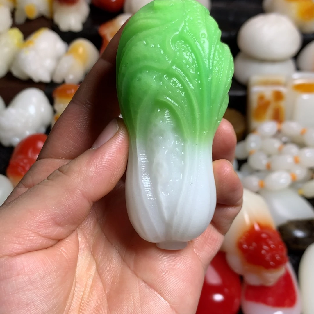 新疆戈壁石五彩石