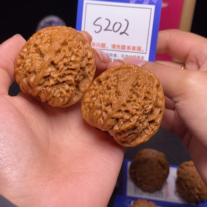 文玩核桃吊坠41南疆石全品s202