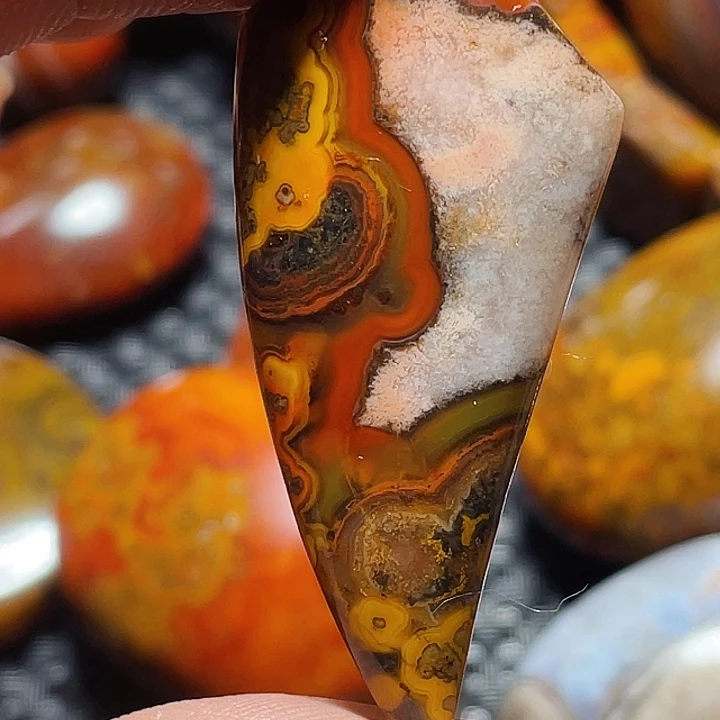 玛瑙/玉髓玛瑙未镶嵌自**然