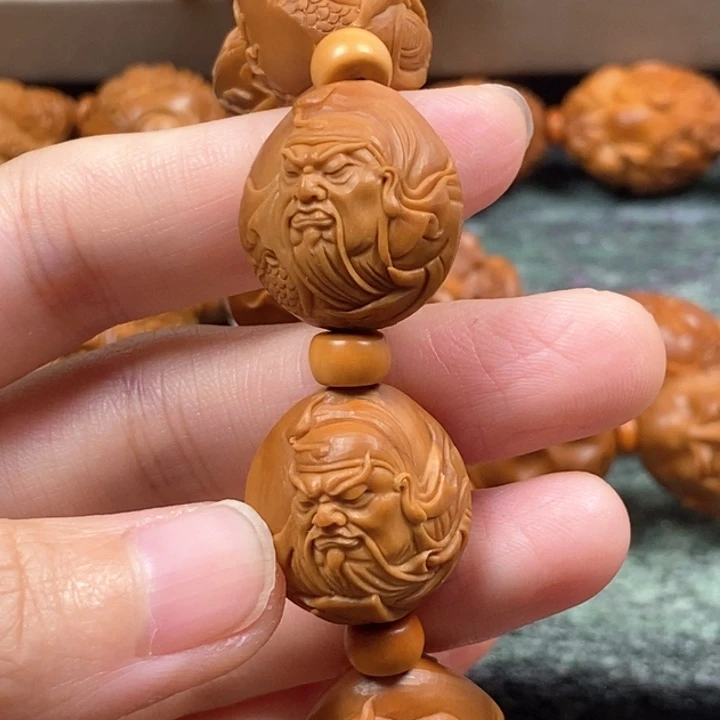 橄榄核手串/手链浮雕关公