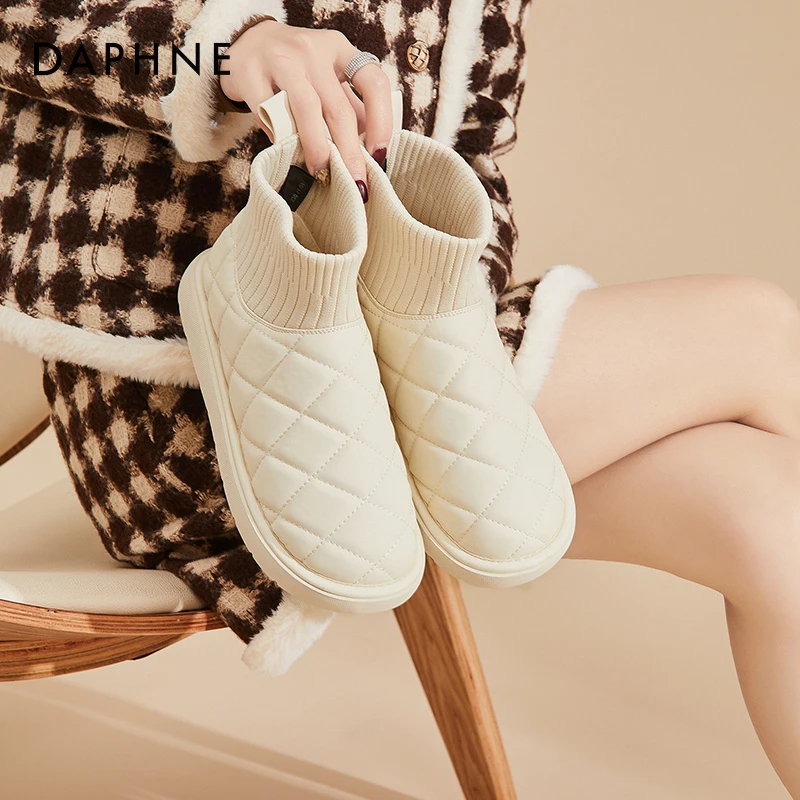 达芙妮厚底防水防滑雪地靴女款2025新款冬季加绒高帮休闲保暖棉靴