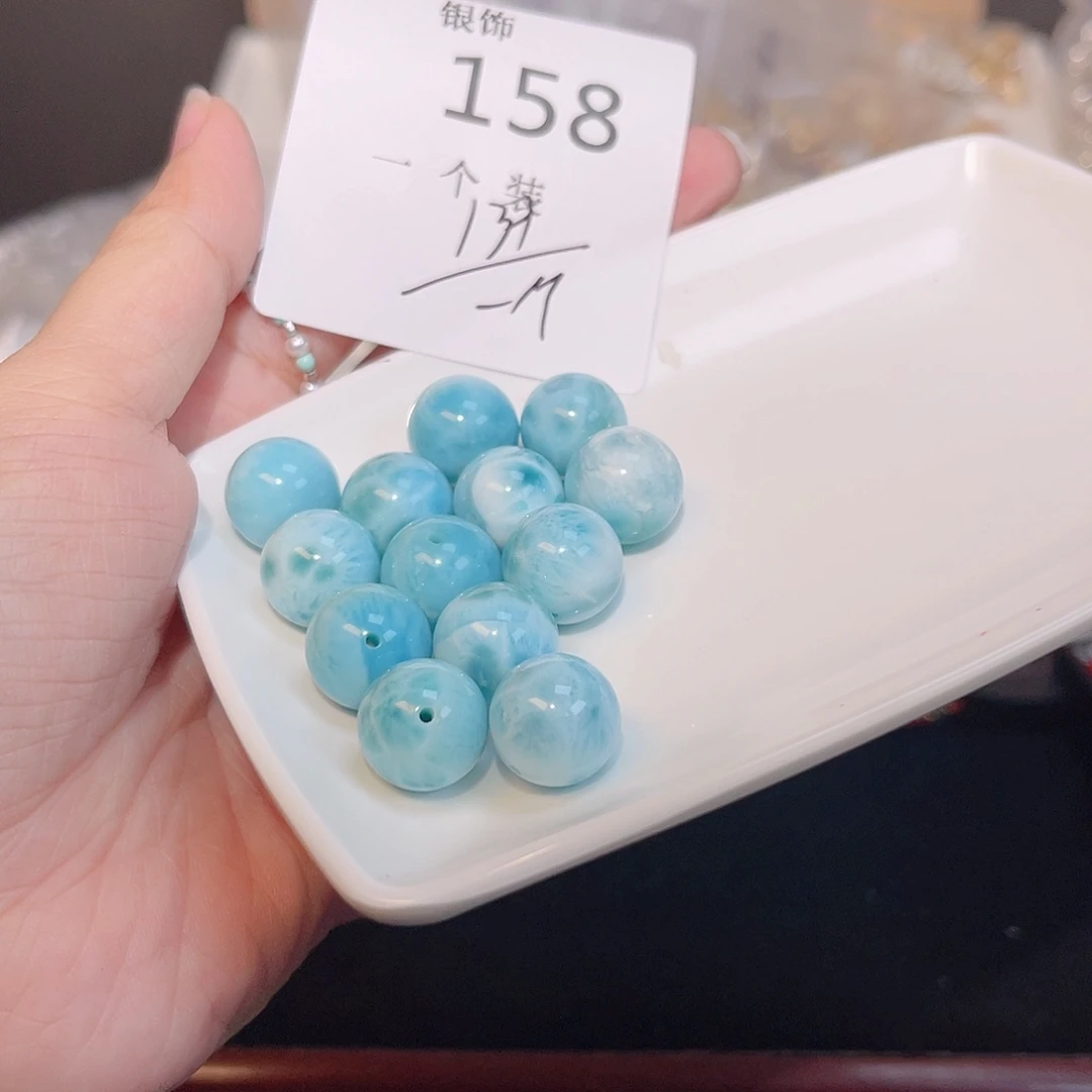 未镶嵌珠宝半成品水晶158 。