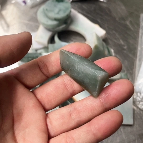 翡翠散珠天然翡翠石