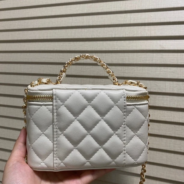 01-100 25年新款热卖款手提包单肩斜挎包多隔层女士包袋经典黑色