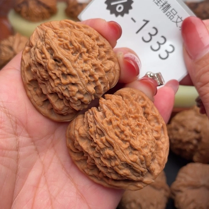 吊坠文玩核桃42高抛红皮南将石