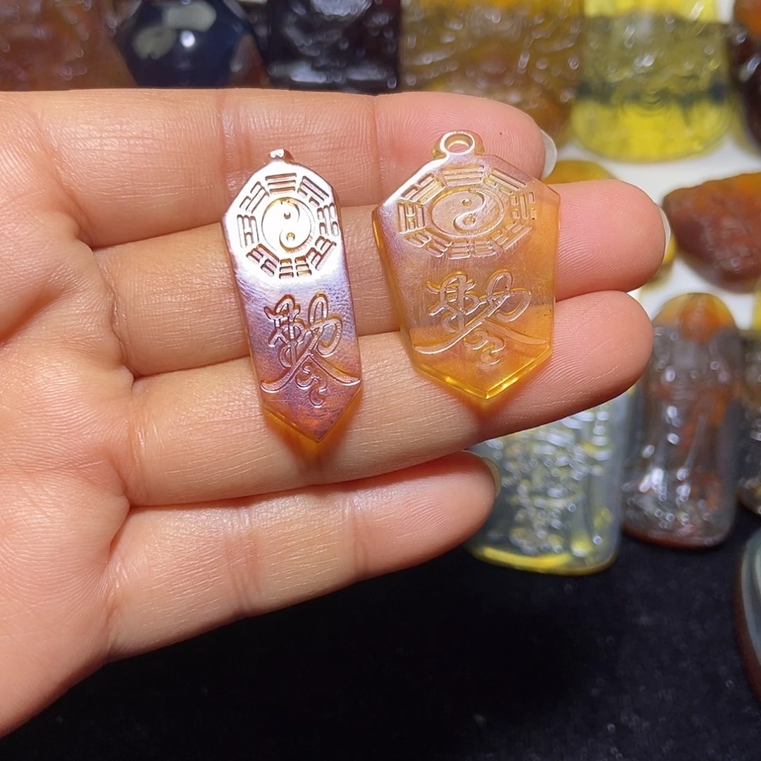 琥珀未镶嵌颈饰缅甸天然琥珀吊坠